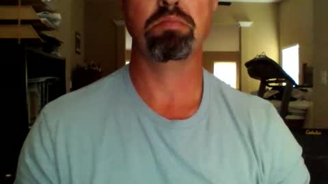 nvrenuff1979 online show from 2, 12, 2025