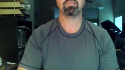 nvrenuff1979 online show from 6, 2, 2026