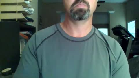 nvrenuff1979 online show from 16, 4, 2026