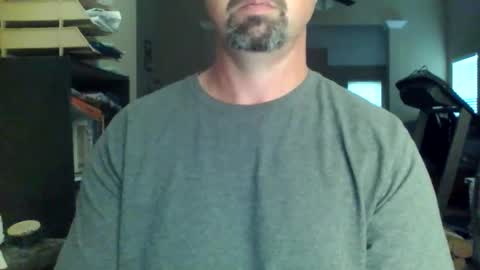 Snapshot of nvrenuff1979 chatting on 24, 4, 2026 nvrenuff1979 online show from 24, 4, 2026