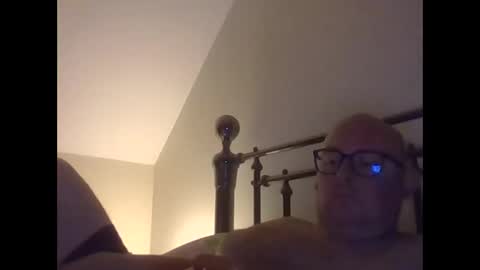 Andy West online show from 11, 4, 2026