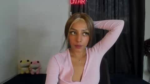 Snapshot of nya_brown chatting on 18, 7, 2026 Nya online show from 18, 7, 2026
