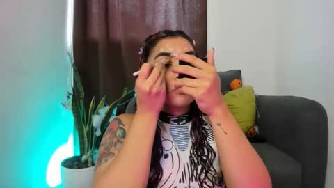 Nia online show from 23, 10, 2025