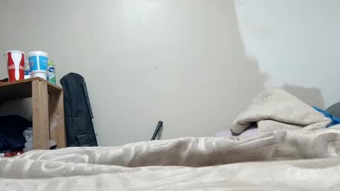 nyanez322 online show from 4, 1, 2025