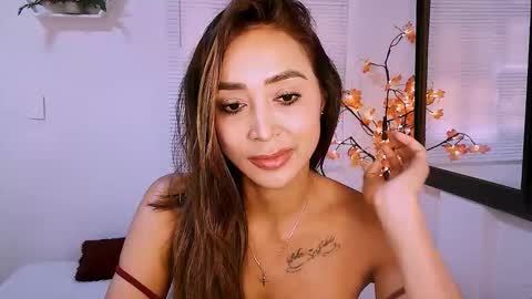 Snapshot of nycole_1988 chatting on 25, 11, 2025 Nycole online show from 25, 11, 2025