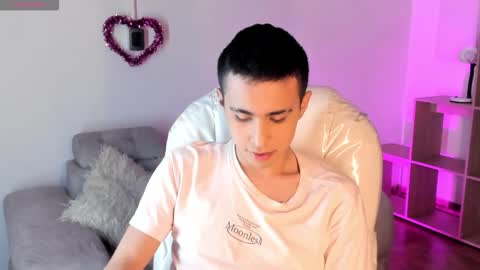 Snapshot of nyko_ds chatting on 4, 2, 2026 nyko_ds online show from 4, 2, 2026