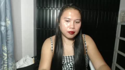 Snapshot of nylecummer chatting on 25, 6, 2026 nylecummer online show from 25, 6, 2026