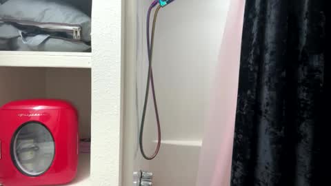 nymphomaticbaby online show from 17, 12, 2025