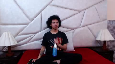 nyx_and_arian online show from 26, 4, 2026
