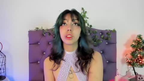 Snapshot of nyx_nayla chatting on 24, 12, 2024 online show from 24, 12, 2024