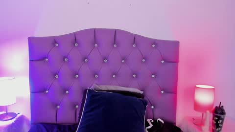 Snapshot of nyx_nayla chatting on 6, 1, 2025 online show from 6, 1, 2025