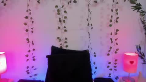 Snapshot of nyx_nayla chatting on 5, 3, 2025 online show from 5, 3, 2025