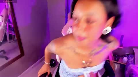 Snapshot of nyxmoonhells chatting on 10, 11, 2025 Nyx online show from 10, 11, 2025