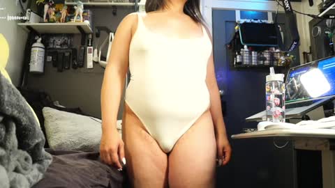 NyxRaven online show from 9, 12, 2024