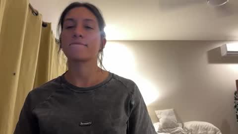 Snapshot of oaqua_sakur chatting on 31, 3, 2026 Nancy online show from 31, 3, 2026