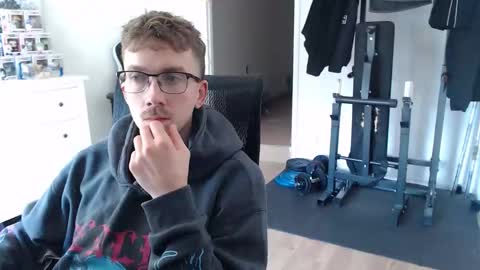 Snapshot of oatking chatting on 13, 10, 2025 Oatking online show from 13, 10, 2025