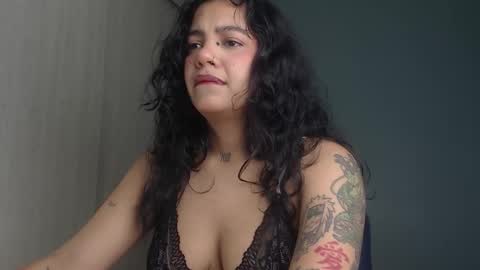 Snapshot of obeyval chatting on 8, 11, 2025 Vale online show from 8, 11, 2025