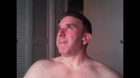 Snapshot of oceanmanx chatting on 5, 6, 2026 Ocean online show from 5, 6, 2026