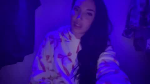 A L A R A  online show from 5, 11, 2025