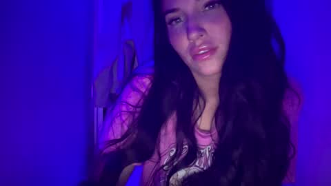 A L A R A  online show from 16, 11, 2025