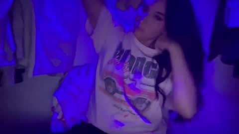 A L A R A  online show from 18, 11, 2025