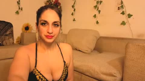 Snapshot of odalisca_bellydancer chatting on 16, 7, 2026 Daniela Dany online show from 16, 7, 2026