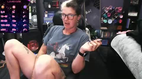Snapshot of oddywithabody chatting on 24, 6, 2026 Oddy With A Body online show from 24, 6, 2026