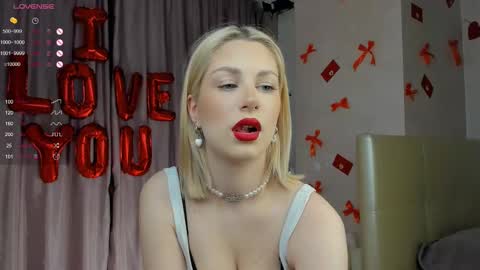 Lynna online show from 18, 2, 2025