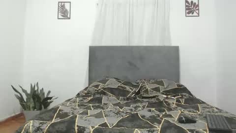 Val online show from 12, 10, 2025