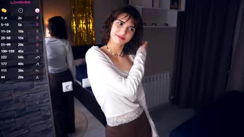 Thea online show from 1, 3, 2025