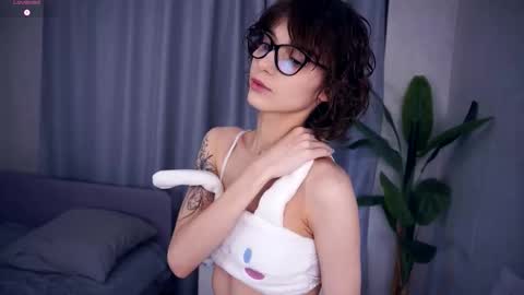 Thea online show from 18, 9, 2025