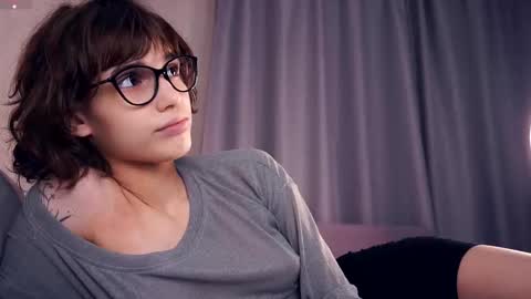 Thea online show from 8, 11, 2025