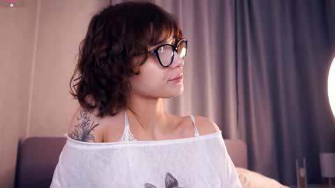 Thea online show from 12, 11, 2025