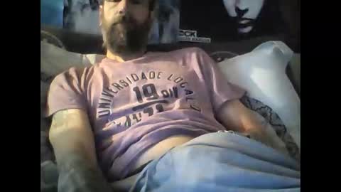 Snapshot of oedipe666 chatting on 8, 6, 2026 oedipe666cam online show from 8, 6, 2026