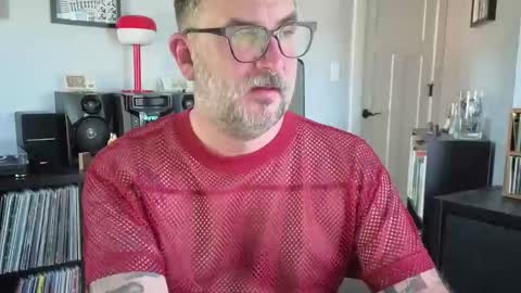 Snapshot of office_dad chatting on 9, 9, 2025 Office Dad online show from 9, 9, 2025