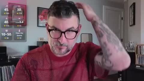 Snapshot of office_dad chatting on 13, 10, 2025 Office Dad online show from 13, 10, 2025