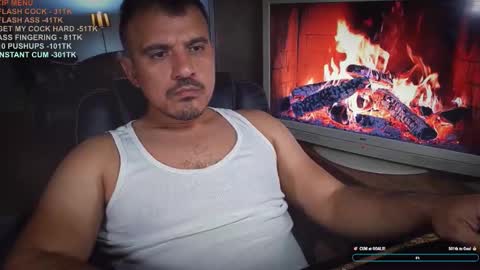 Snapshot of officeman7 chatting on 25, 11, 2025 officeman7 online show from 25, 11, 2025