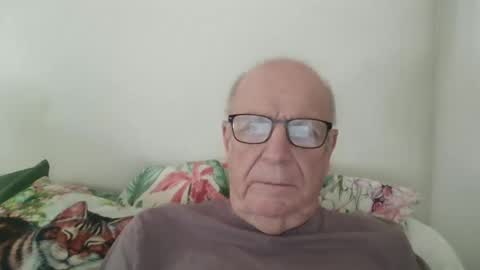 Snapshot of oggi95 chatting on 21, 5, 2026 oggi95 online show from 21, 5, 2026