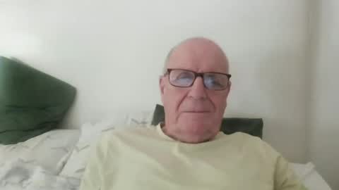 Snapshot of oggi95 chatting on 15, 6, 2026 oggi95 online show from 15, 6, 2026