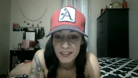 Snapshot of oglitcouple chatting on 19, 12, 2024 Lit en Cama online show from 19, 12, 2024