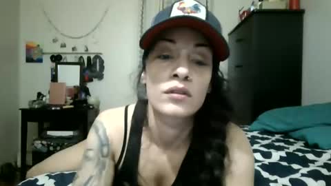 Snapshot of oglitcouple chatting on 4, 1, 2025 Lit en Cama online show from 4, 1, 2025