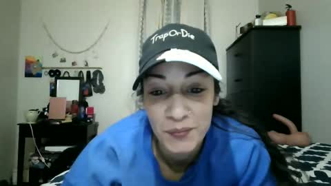 Snapshot of oglitcouple chatting on 12, 1, 2025 Lit en Cama online show from 12, 1, 2025