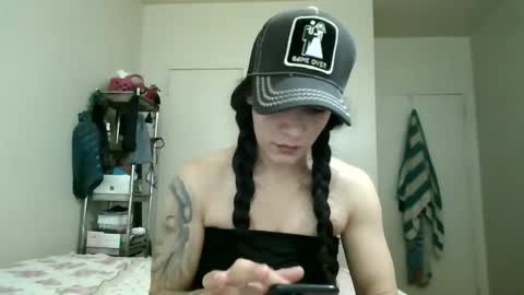 Snapshot of oglitcouple chatting on 24, 2, 2025 Lit en Cama online show from 24, 2, 2025