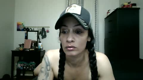Snapshot of oglitcouple chatting on 6, 10, 2025 Lit en Cama online show from 6, 10, 2025
