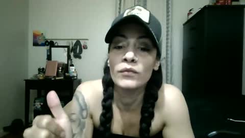Snapshot of oglitcouple chatting on 14, 10, 2025 Lit en Cama online show from 14, 10, 2025