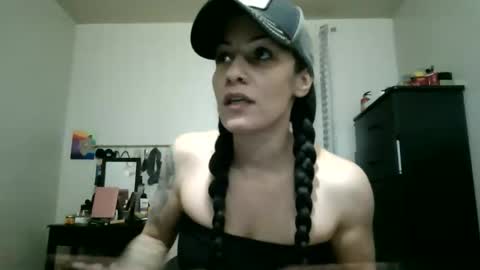 Snapshot of oglitcouple chatting on 23, 10, 2025 Lit en Cama online show from 23, 10, 2025