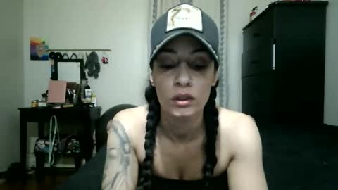 Snapshot of oglitcouple chatting on 23, 11, 2025 Lit en Cama online show from 23, 11, 2025
