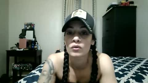 Snapshot of oglitcouple chatting on 21, 12, 2025 Lit en Cama online show from 21, 12, 2025
