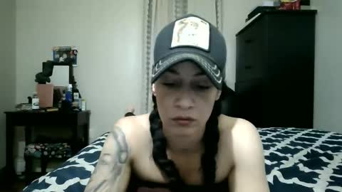 Snapshot of oglitcouple chatting on 9, 1, 2026 Lit en Cama online show from 9, 1, 2026