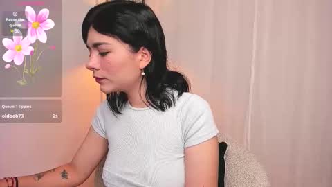  Holly  online show from 15, 10, 2025